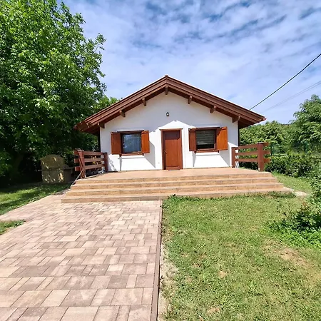 Holiday home Fakucko Vendeghaz *