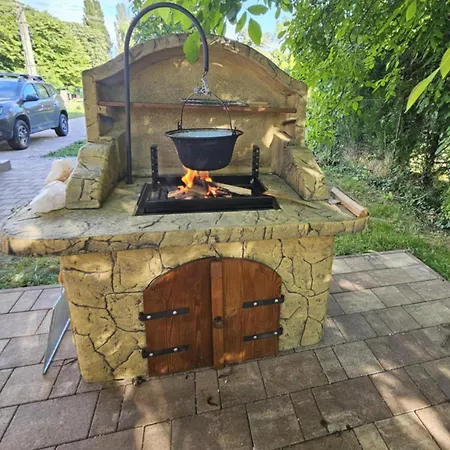 Fakucko Vendeghaz Holiday home Balatongyorok