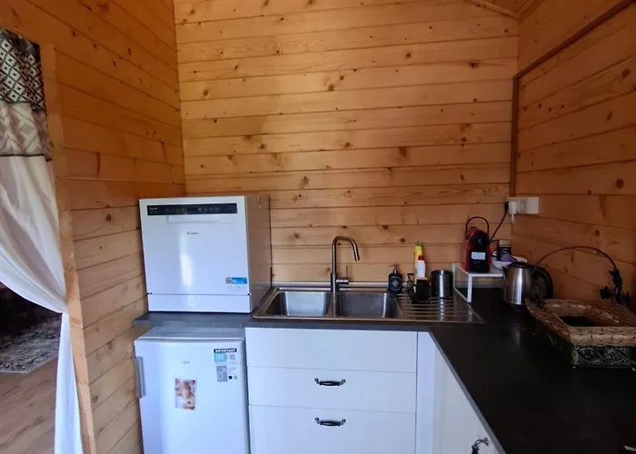 Fakucko Vendeghaz Balatongyörök