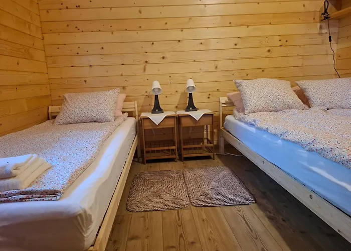 Fakucko Vendeghaz * Balatongyörök